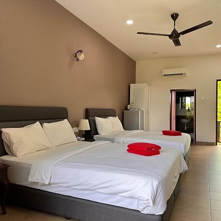 Red Coral Cottage Langkawi Extérieur photo